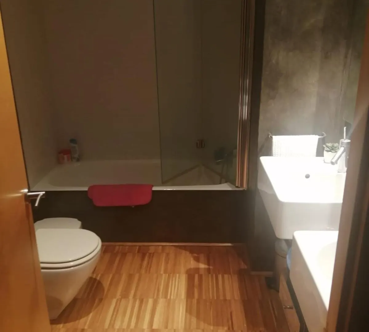 Apartamento En 1ª Linea De Mar Con Excepcionales Vistas A La Bahia En 산 안토니 드 칼론헤 아파트